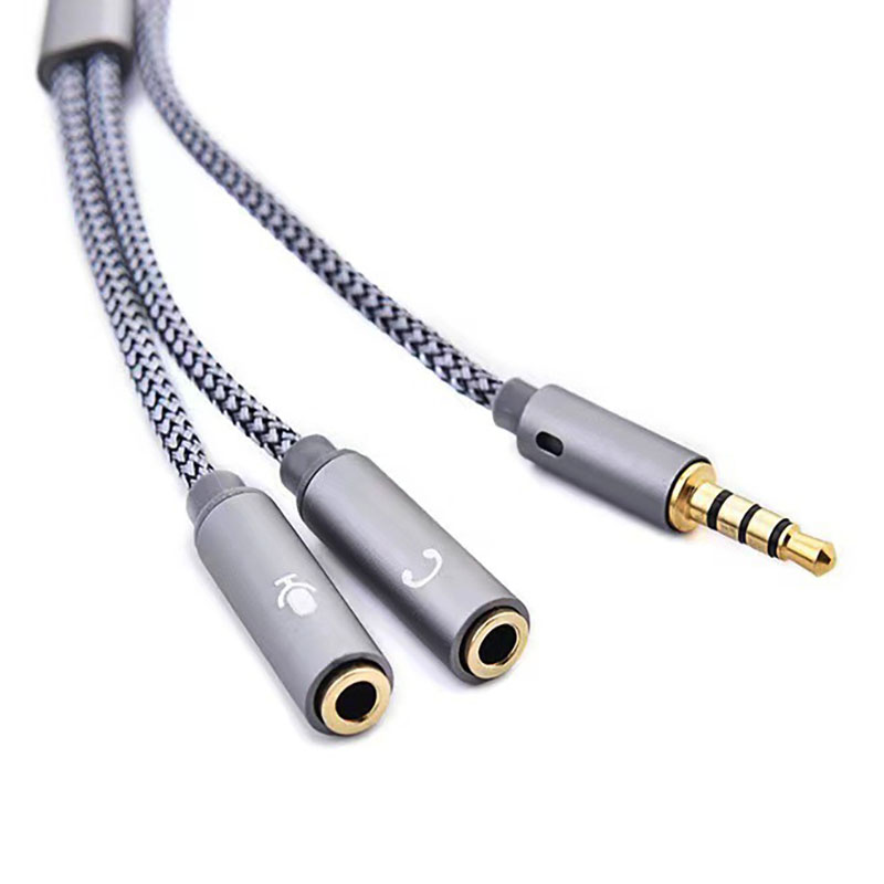イヤホン用Yジャックオーディオスプリッター、オスからメス2個 - Audio Splitter Y のレビューと価格